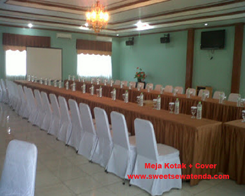Meja Kotak + Cover